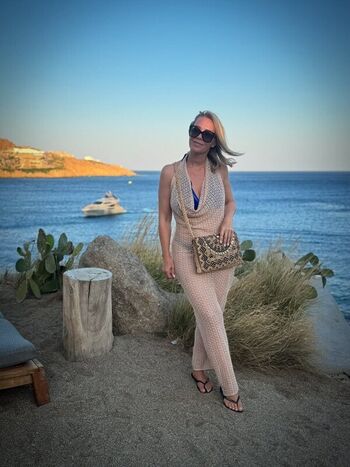 Full leaked Laura hamilton private photo