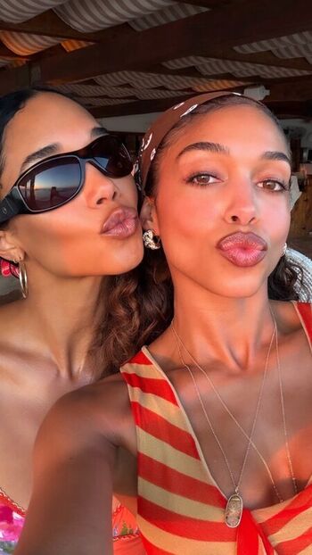 Full leaked Laura harrier private photo