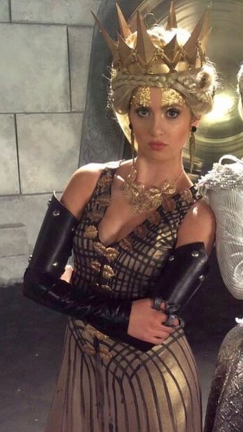 Full leaked Laura marano private photo
