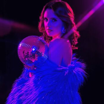 Full leaked Laura marano private photo