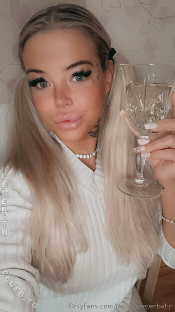 Full leaked Laura reeperbahn private photo