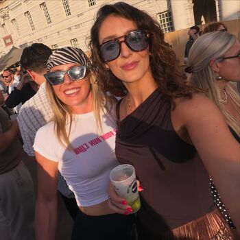 Full leaked Laura robson private photo