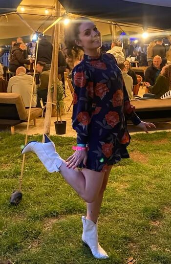 Full leaked Laura tobin private photo
