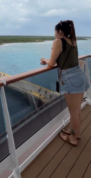 Full leaked Laura private photo