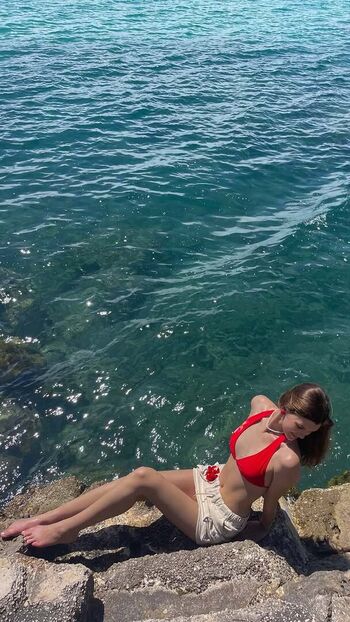 Full leaked Laurafermann private photo