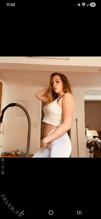 Full leaked Laurajane private photo