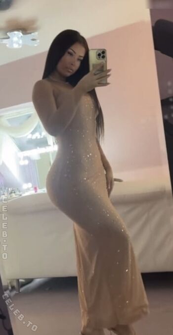 Full leaked Lauralianajane page private photo