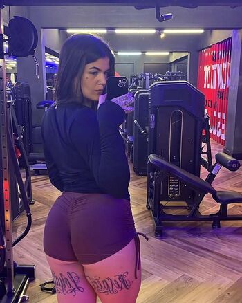 Full leaked Lauralopx page private photo