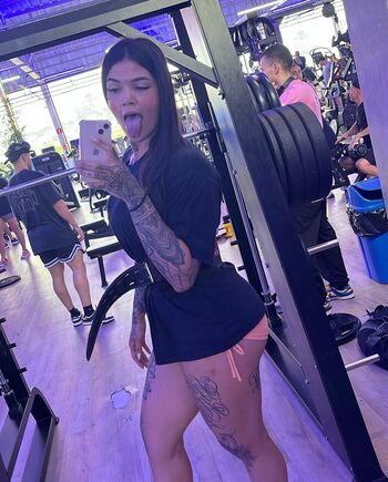Full leaked Lauralopx private photo