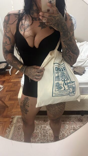 Full leaked Lauralopx private photo