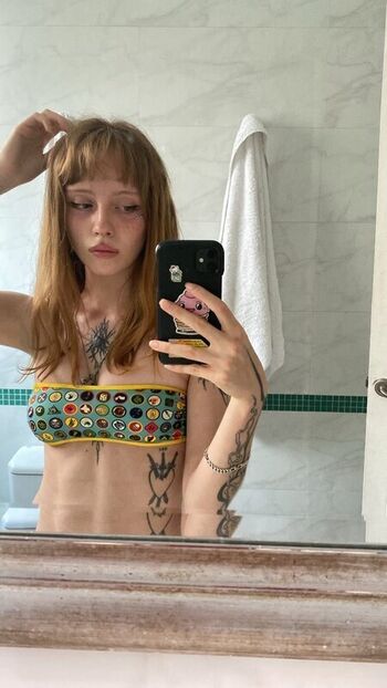 Full leaked Laurasad private photo