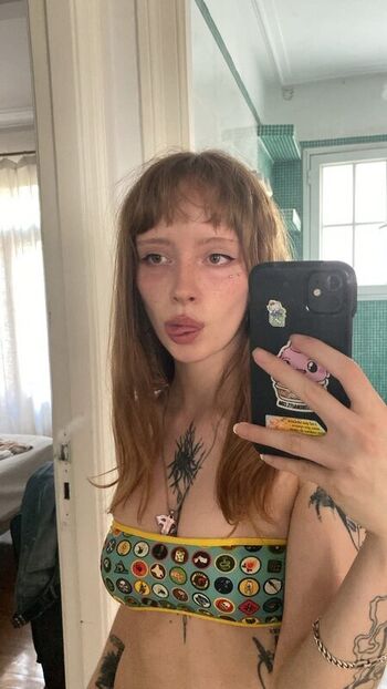 Full leaked Laurasad private photo