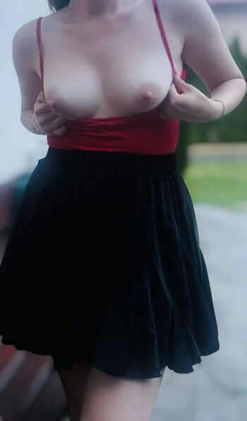 Full leaked Laurasidorjak private photo