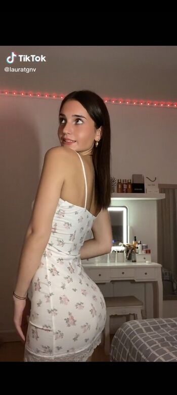 Full leaked Lauratgnv private photo