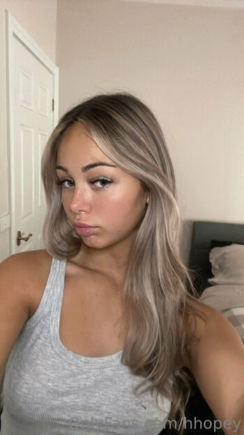 Full leaked Lauren private photo