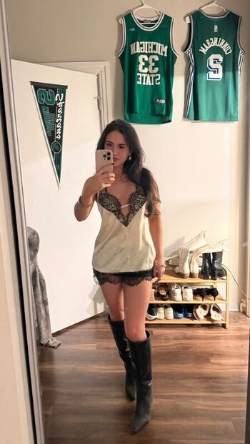 Full leaked Lauren clark private photo