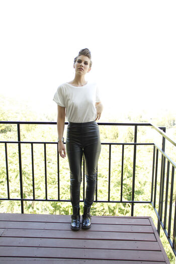 Full leaked Lauren cohan page private photo