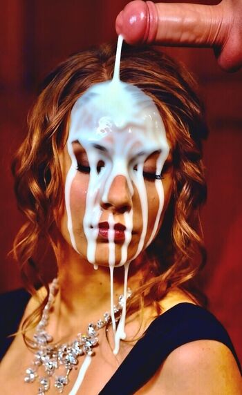 Full leaked Lauren cohan private photo