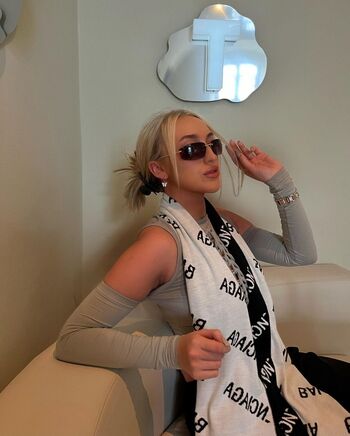 Full leaked Lauren day private photo