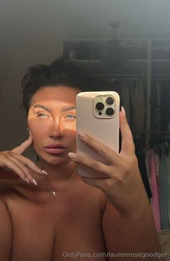 Full leaked Lauren goodger private photo
