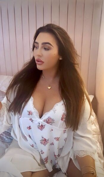 Full leaked Lauren goodger private photo