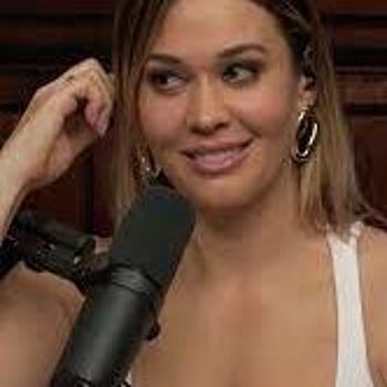 Full leaked Laurencompton private photo