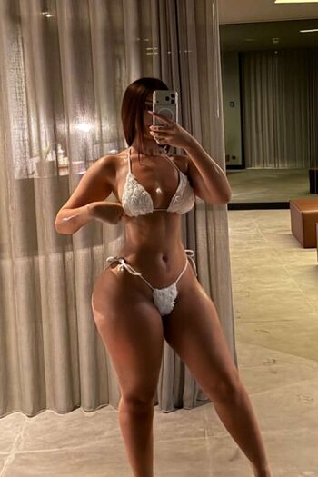 Full leaked Laurgmzz page private photo