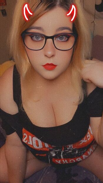 Full leaked Laurieanarchy private photo