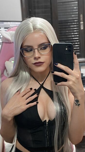 Full leaked Lavifiorio page private photo
