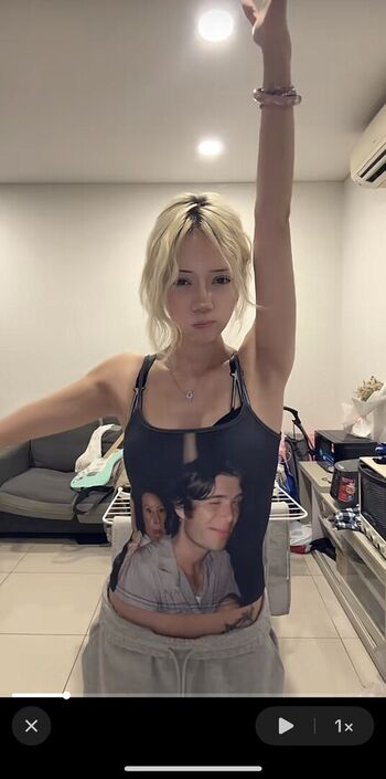 Full leaked Lawcombe private photo