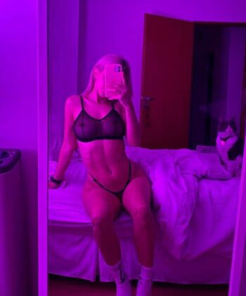 Full leaked Laya private photo