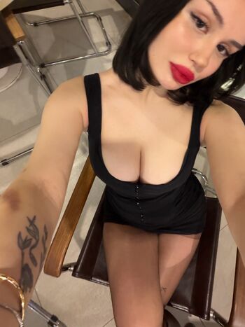 Full leaked Layda trkstn private photo