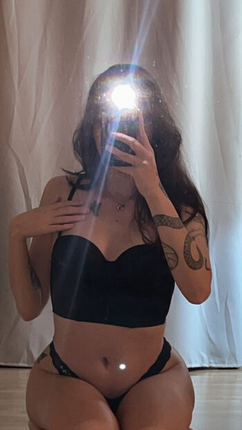 Full leaked Laylubug private photo