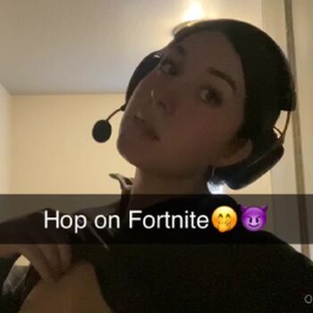 Full leaked Lbanton private photo