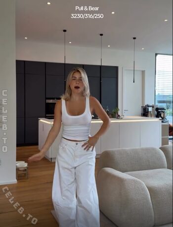 Full leaked Lea breuer private photo