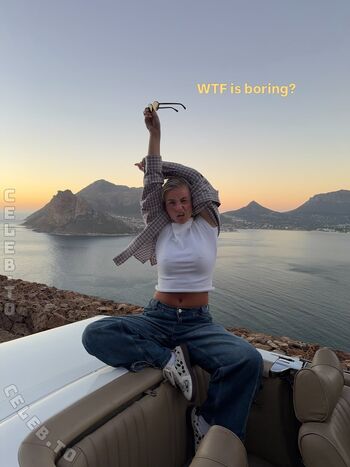 Full leaked Lea breuer private photo