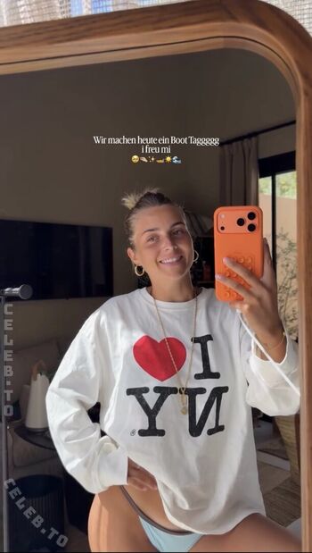 Full leaked Lea breuer private photo