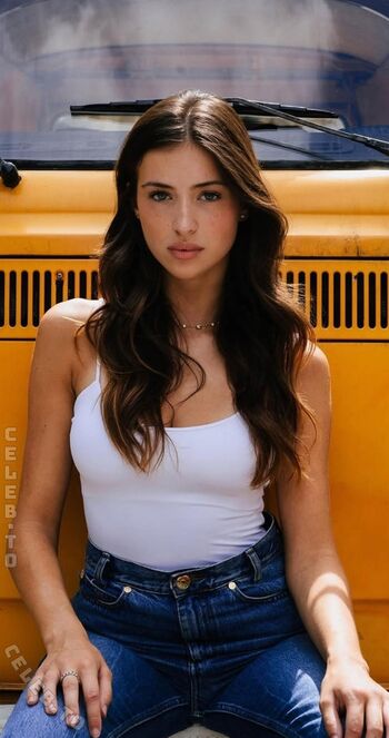 Full leaked Lea meniel private photo