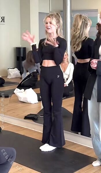 Full leaked Lea peach private photo