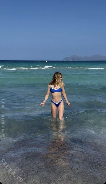 Full leaked Lea peach private photo