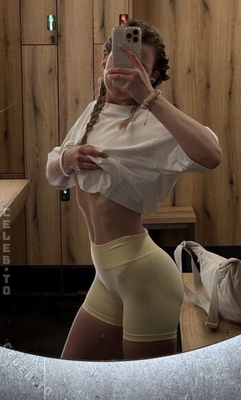 Full leaked Lea peach private photo
