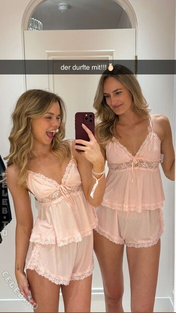 Full leaked Lea peach private photo