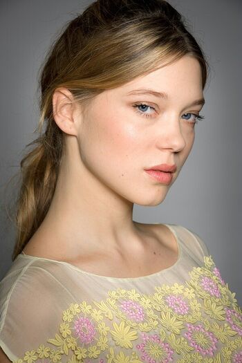 Full leaked Lea seydoux private photo