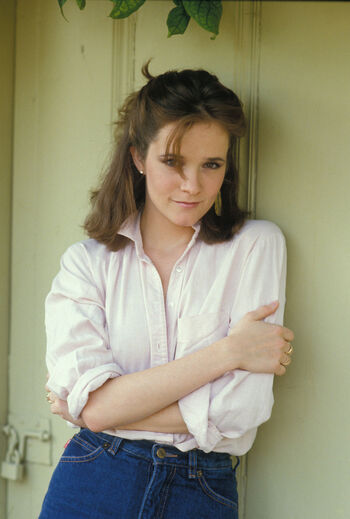 Full leaked Lea thompson private photo