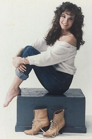 Full leaked Lea thompson private photo