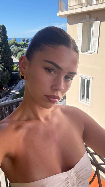 Full leaked Leah halton page private photo