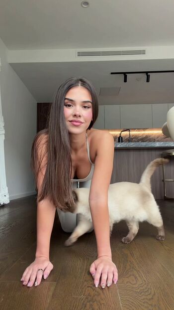 Full leaked Leah halton page private photo