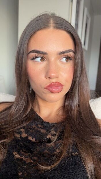 Full leaked Leah halton page private photo