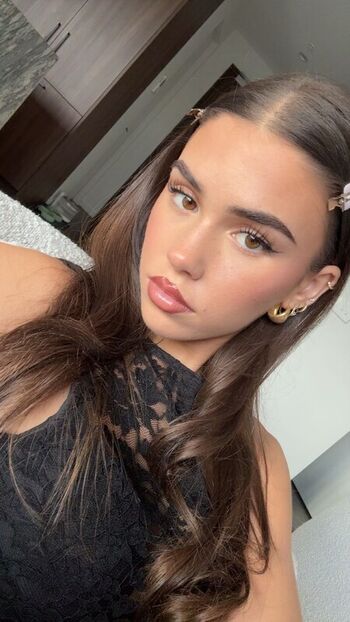 Full leaked Leah halton page private photo