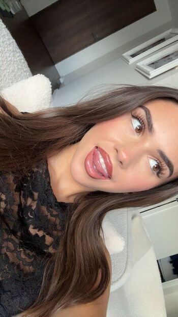 Full leaked Leah halton page private photo